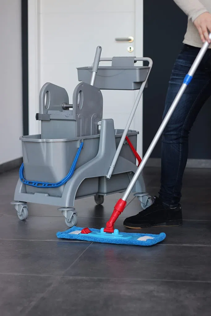 BELLANET Wischwagen, robuster Profi Hygiene- & Reinigungswagen mit Presse und 2 x 18 Liter Eimern - aus 50% Recycling-Material