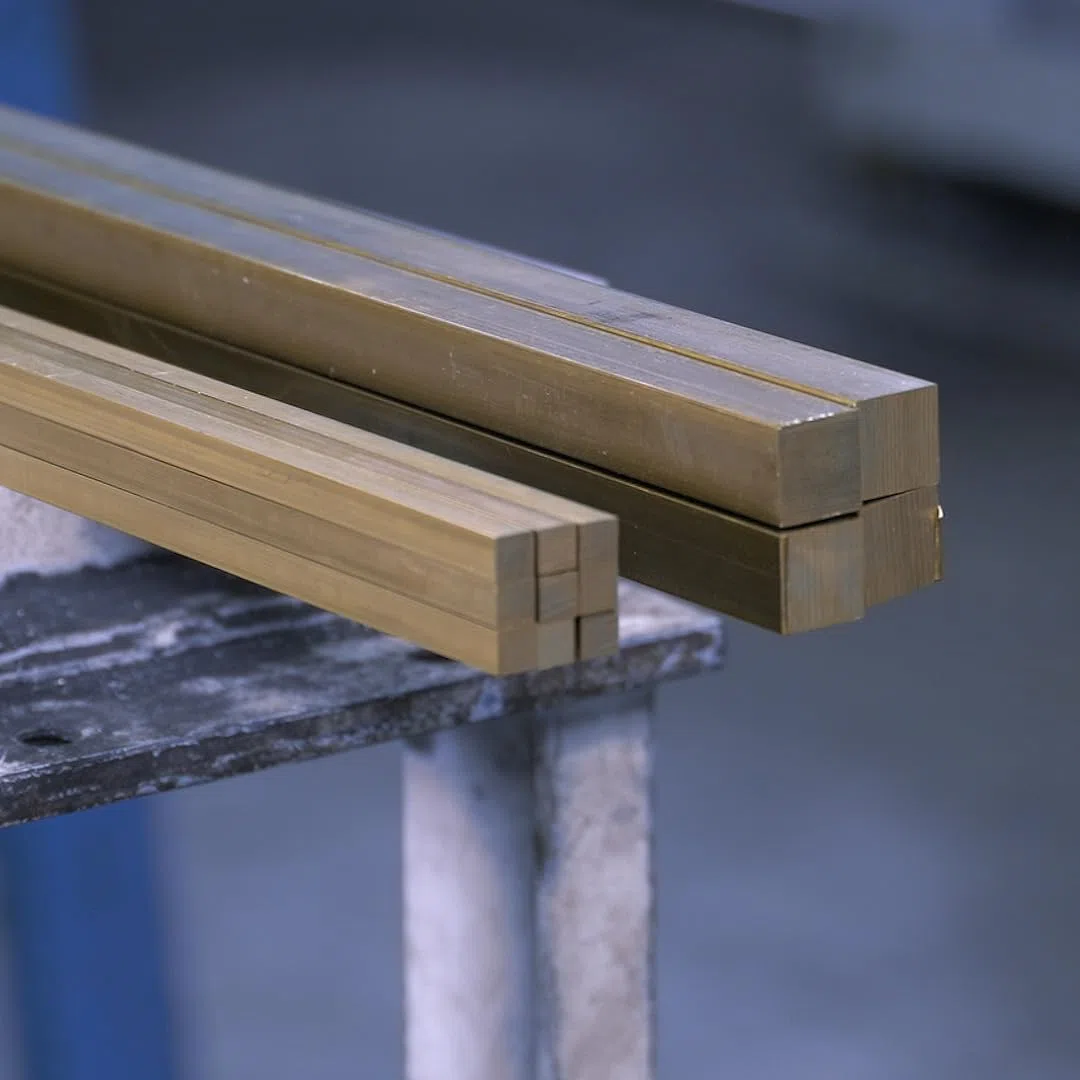 thyssenkrupp Vierkantstange Messing 10x10 mm – 2450 mm | Vierkantprofil Vollmaterial | Messing Vierkantstab | präzise, stabil & vielseitig einsetzbar | Werkstoff: CW614N