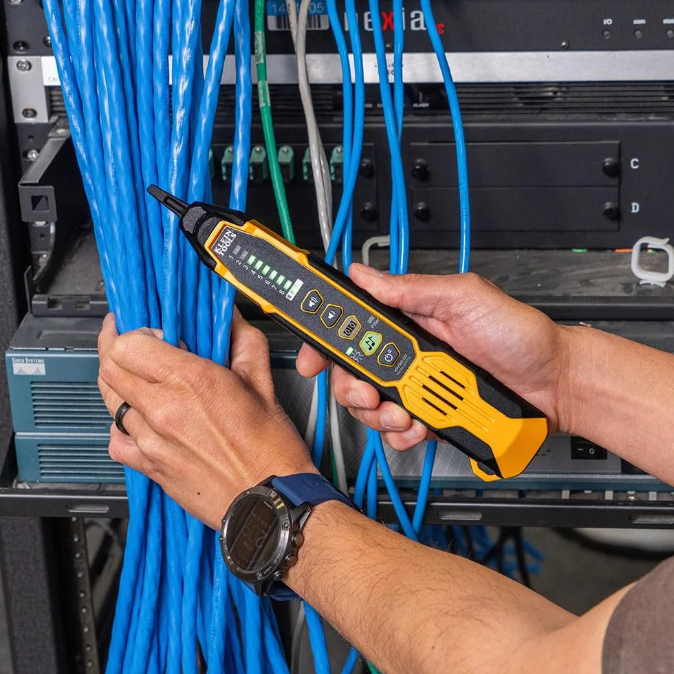 Klein Tools VDV500-920 | Digitales Ton- und Suchgerät Set | Leitungssucher für Netzwerk-, Koax- und Telefonkabel | Signalverfolgung mit Sonde | Profi Kabeltester